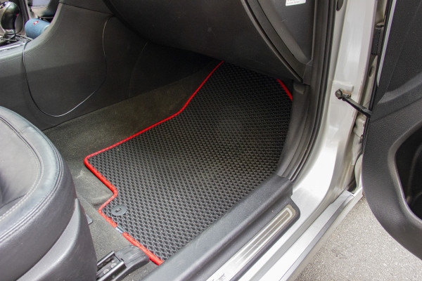 Фото - EVA килимки в салон авто EVAtech для K5 (LPI) Kia 2010-2016 3 покоління Sedan Korea (KI11843CVB5RBB)