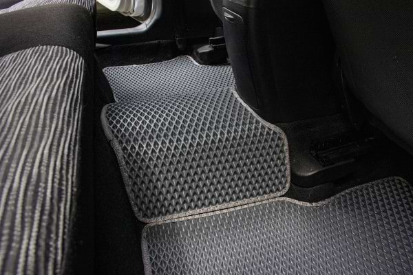 Фото - Килимки з екошкіри в салон авто EVAtech для Ceed (ED) Kia 2006-2009 1 покоління Combi EU (KI3101CGO5AV2BBB)