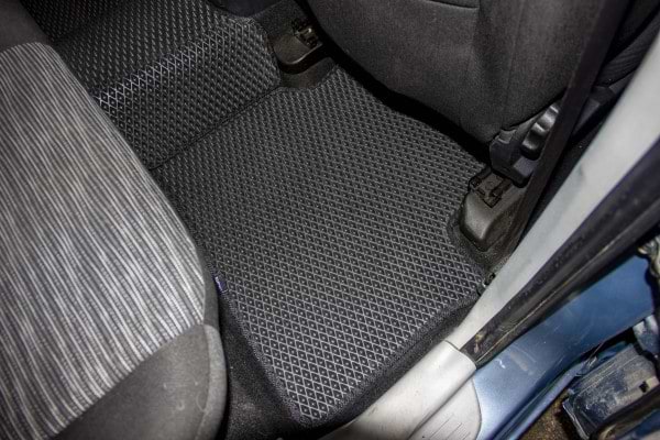 Фото - Килимки з екошкіри в салон авто EVAtech для Ceed (ED) Kia 2006-2009 1 покоління Combi EU (KI3101CVC5AV2BBB)