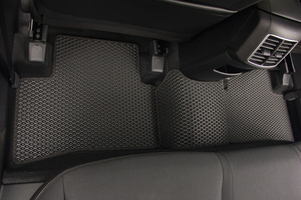 Фото - EVA коврики в салон авто EVAtech для Sportage (NQ5) Kia 2021 5 поколение SUV EU (KI42641CD5LA2RBB)