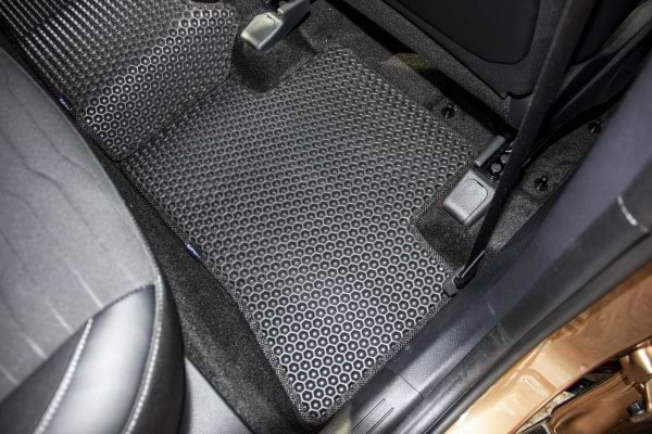 Фото - EVA коврики в салон авто EVAtech для Sportage (NQ5) Kia 2021 5 поколение SUV EU (KI42641C5SGB)