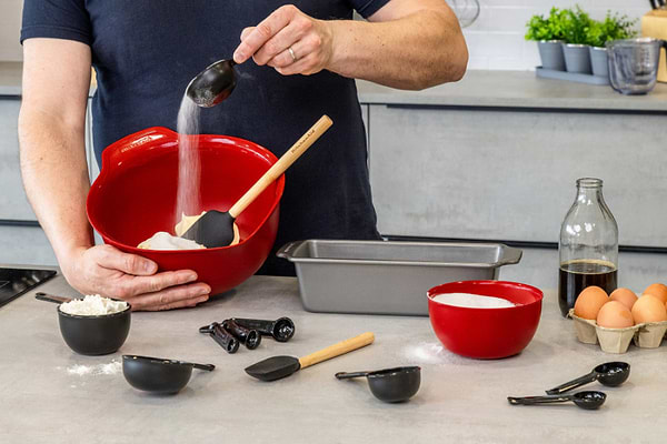 Фото - Кухарський набір приладів KitchenAid Classic 11 пр. чорний (KQG492OHOBE)