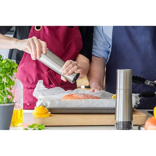 Фото - Набір млинків для спецій KitchenAid Universal 20,3 см 2 шт. (KOG988OSSSA)