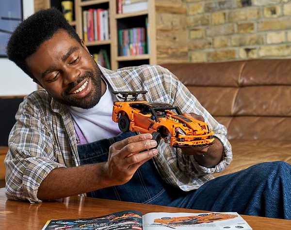 Фото - Конструктор LEGO Technic Chevrolet Corvette ZR1 (42093)