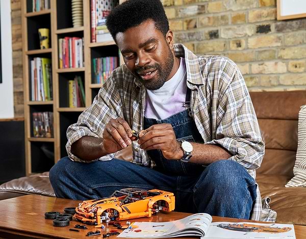 Фото - Конструктор LEGO Technic Chevrolet Corvette ZR1 (42093)