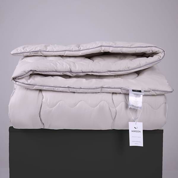 Фото - Одеяло летнее полуторное MirSon антиаллергенное №1008 "Silver Cloud" EcoSilk 140х205 (2200010352917)