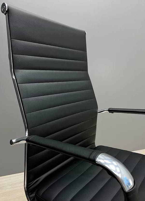 Фото - Кресло офисное Richman Бали Люкс Хром M-1 Tilt Черный