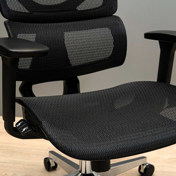 Фото - Крісло для геймерів Richman Ерговік Хром Synchro Сітка Чорна