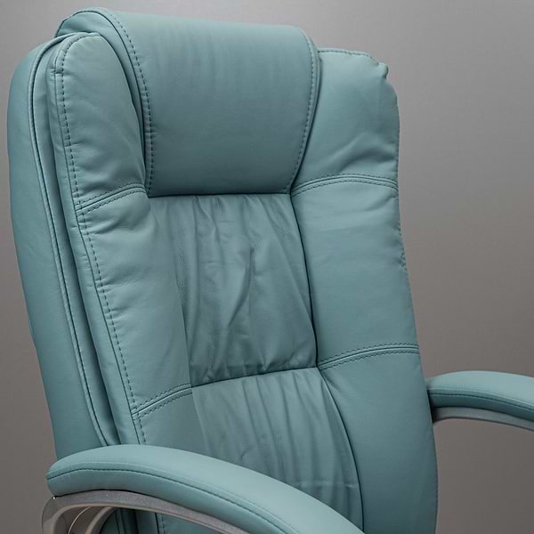 Фото - Кресло офисное Richman Калифорния Ю Хром П2 M-1 (Tilt) Зеус ДеЛюкс Скай