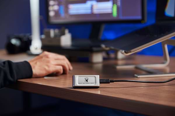 Фото - SSD-накопичувач зовнішній Kingston XS2000 BoC 500GB USB 3.2 Gen 2x2 IP55 Silver (SXS2000/500GA)