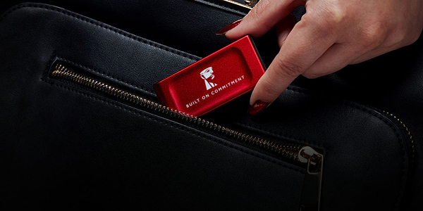 Фото - SSD-накопитель внешний Kingston XS1000 BoC 2000GB USB 3.2 Gen 2 Red (SXS1000R/2000GA)