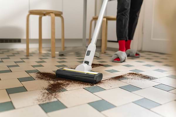 Фото - Пилосос ручний для дому Karcher KVA 2 (1.198-730.0)