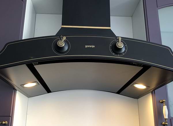 Фото - Вытяжка декоративная Gorenje DK 63 MCLB