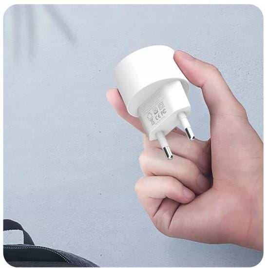 Фото - Сетевое зарядное устройство XO 2.4A/2USB + microUSB White (L62-M-WH)