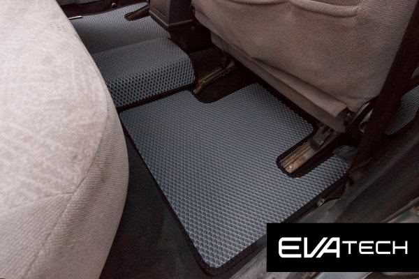 Фото - EVA коврики в салон авто EVAtech для Priora 2170 Lada 2007-2018 1 поколение Sedan EU LA3126CH5KBB