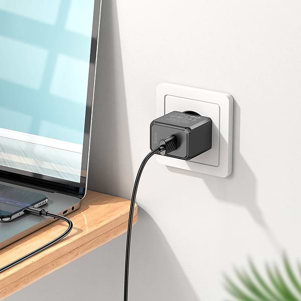 Фото - Сетевое зарядное устройство HOCO CS11A 10.5W Black (6942007603584)