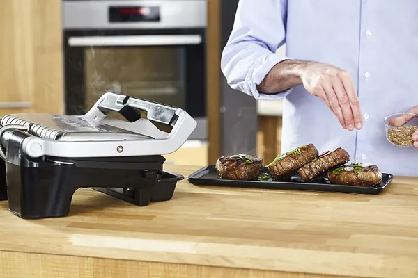 Фото - Гриль-барбекю електричний Tefal GC750D30 OptiGrill Elite