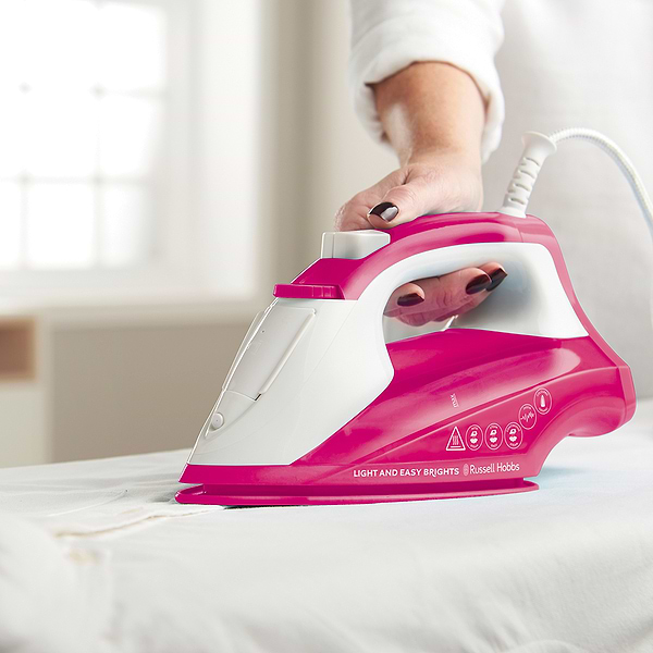 Фото - Праска Russell Hobbs 26480-56 Light&Easy Brights Berry Iron