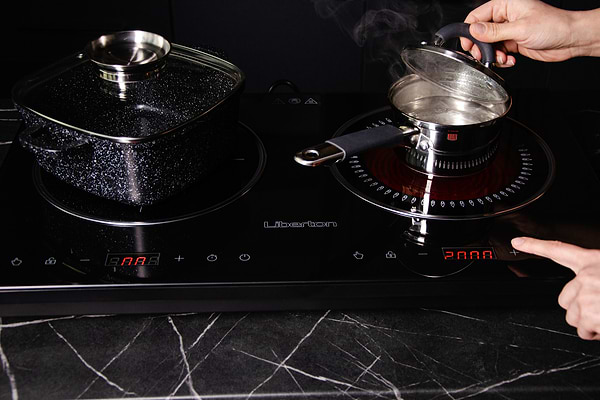 Фото - Плита электрическая настольная Liberton LCC-3900