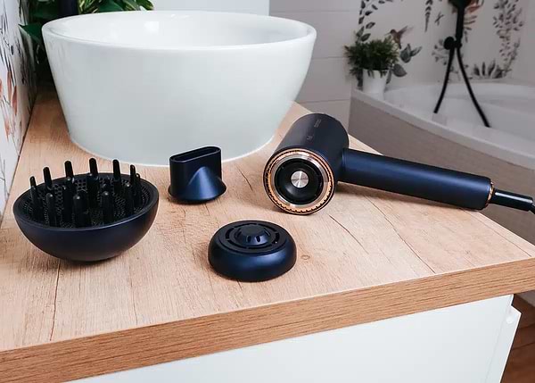 Фото - Фен Concept BLDC PROFI Care VV8100