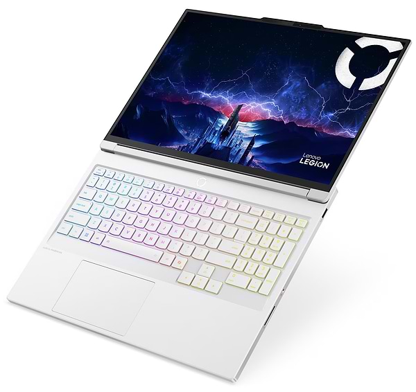 Фото - Ноутбук ігровий Lenovo Legion 7 16IAX10 (83KY005URA) Glacier White