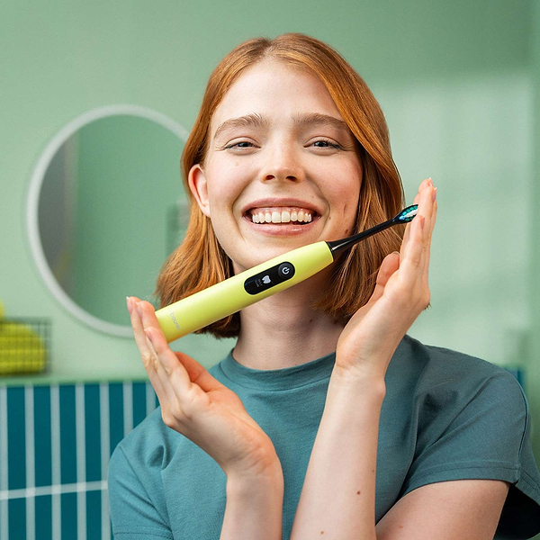 Фото - Зубна щітка електрична Beurer SC 50 Splashy Lemon GP