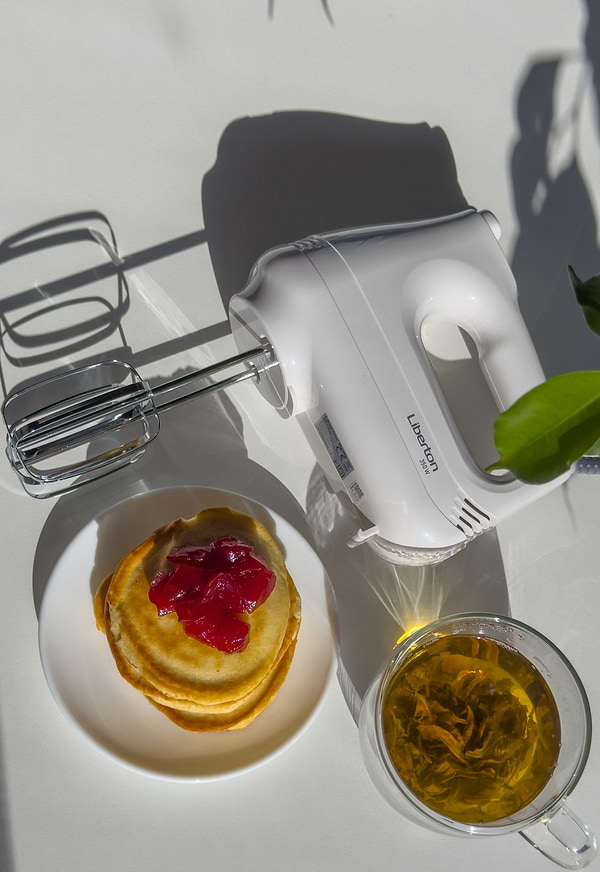 Фото - Міксер Liberton LHM-2801