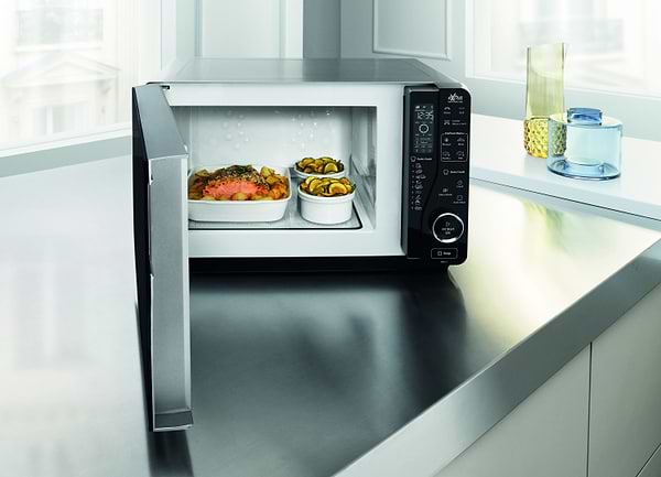 Фото - Уцінка - Мікрохвильова піч (НВЧ) Whirlpool MWF 421 SL