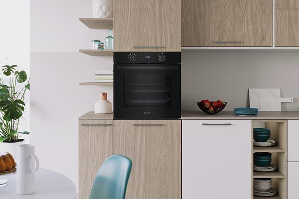 Фото - Духовой шкаф электрический Indesit IO K58HS B