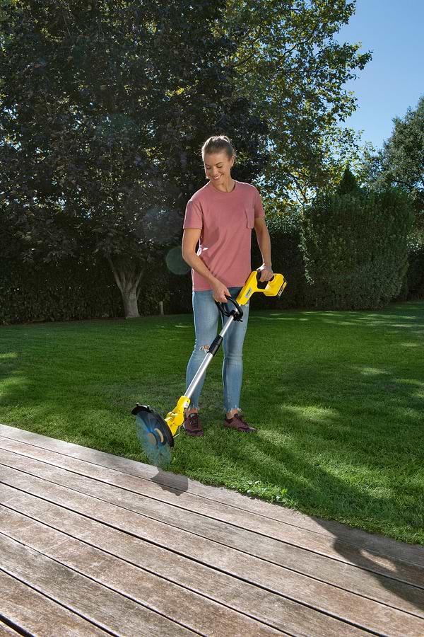 Фото - Тример садовий Karcher LTR 18-30 Battery Set (18/2.5)