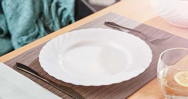 Фото - Тарелка обеденная Luminarc Trianon 24.5 см (H3665)