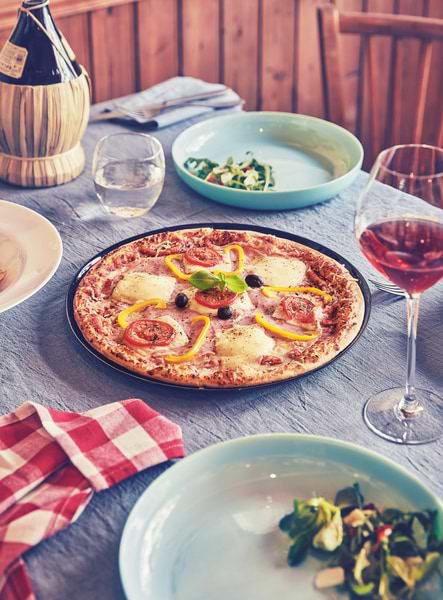 Фото - Тарелка обеденная Luminarc Friends Time Turquoise 30 см (P6362)