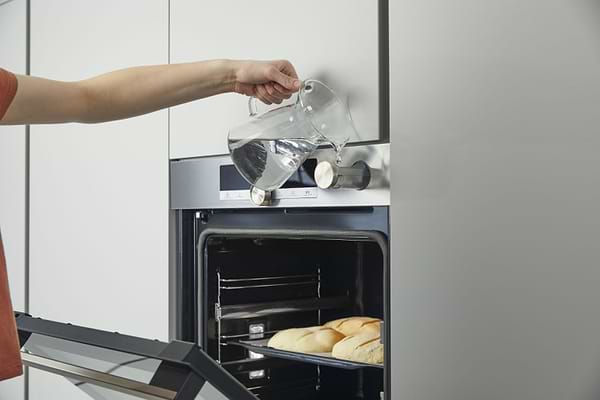 Фото - Духовой шкаф Hisense BSA 66334 AX