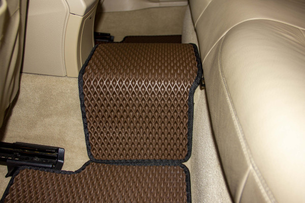 Фото - EVA коврики в салон авто EVAtech для E-Class (W212) (E 200 CDI Diesel) Restyling Mercedes-Benz 2013-2016 4 поколение Sedan EU MB32506C5MS2RBB