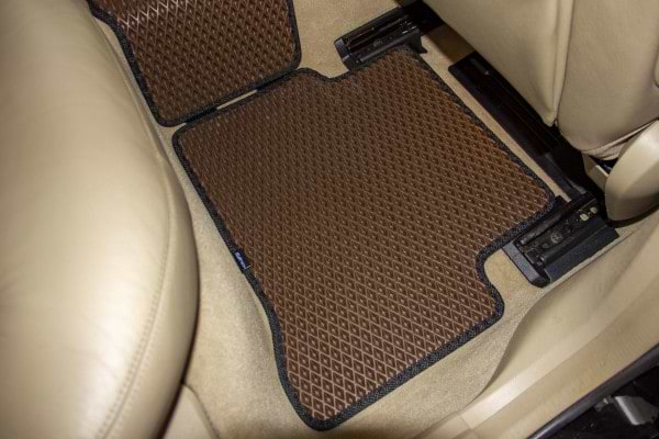 Фото - EVA коврики в салон авто EVAtech для E-Class (W212) (E 200 CDI Diesel) Restyling Mercedes-Benz 2013-2016 4 поколение Sedan EU MB32506C5MS2RBB