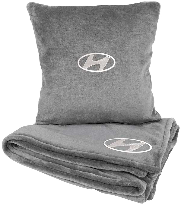 Фото - Набор плед + подушка в авто EVAtech из махры M для Hyundai серые MBLMPSMGV012 Фото - Набор плед + подушка в авто EVAtech из махры M для Hyundai серые MBLMPSMGV012