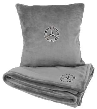 Фото - Набор плед + подушка в авто EVAtech M для Mercedes-Benz серые MBLMPSMGV017