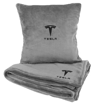 Фото - Набор плед + подушка в авто EVAtech M для Tesla серые MBLMPSMGV042 Фото - Набор плед + подушка в авто EVAtech M для Tesla серые MBLMPSMGV042