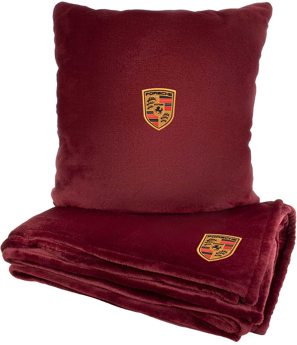 Фото - Набор плед + подушка в авто EVAtech из махры M для Porsche красные MBLMPSMRV024