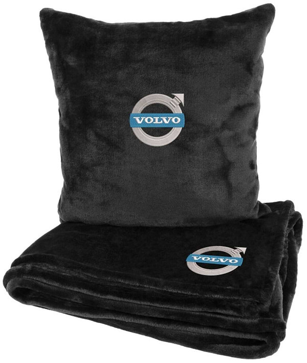 Фото - Набор плед + подушка в авто EVAtech из махры S для Volvo Черные (MBLMPSSBV034)