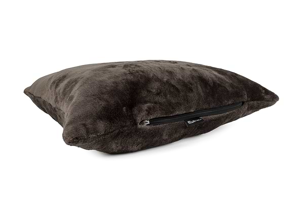 Фото - Набор плед + подушка в авто EVAtech из махры S для Tesla коричневые (MBLMPSSZV042)