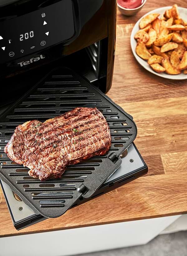 Фото - Мультипечь Tefal Easy Fry Oven&Grill FW501815