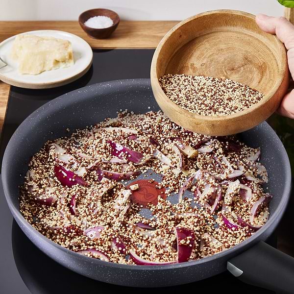 Фото - Сковорода универсальная Tefal L3960402 Ingenio Natural Force 24 см