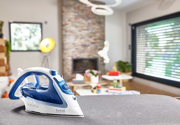 Фото - Мікропошкодження - Праска Tefal FV5736E0