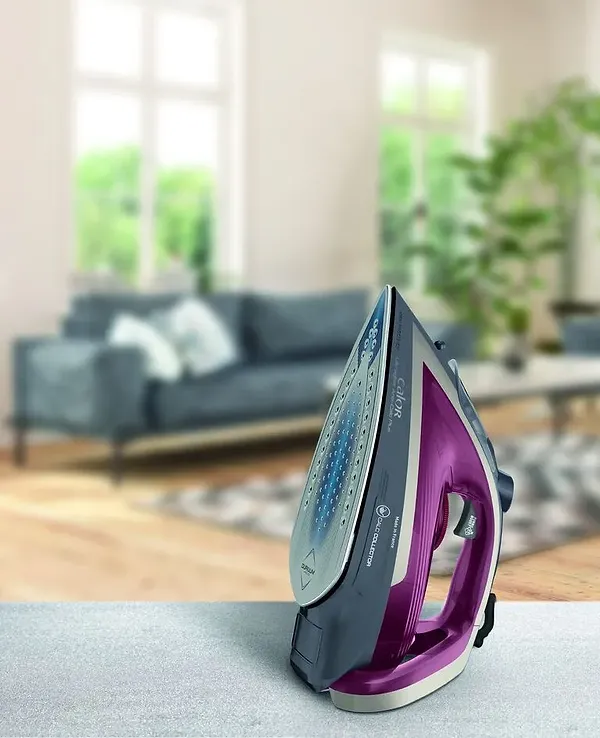 Фото - Уценка - Утюг Tefal Ultragliss Plus FV6840E0
