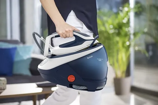 Фото - Утюг с парогенератором Tefal GV9221E0