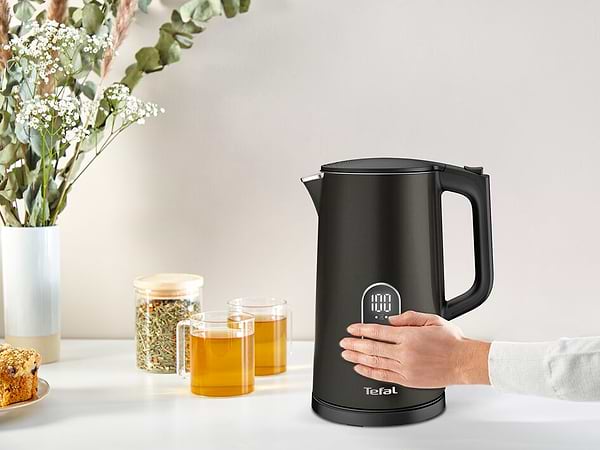 Фото - Уценка - Электрический чайник Tefal KI831E10