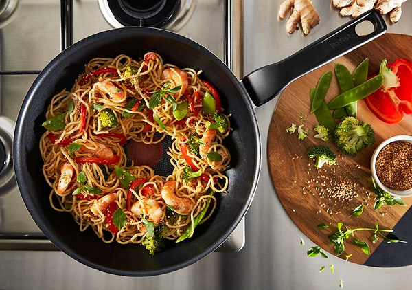 Фото - Уценка - Сковорода универсальная Tefal C3840553 XL INTENSE 26 см