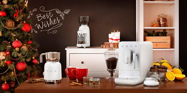 Фото - Модуль для взбивания молока Smeg MFF11WHEU