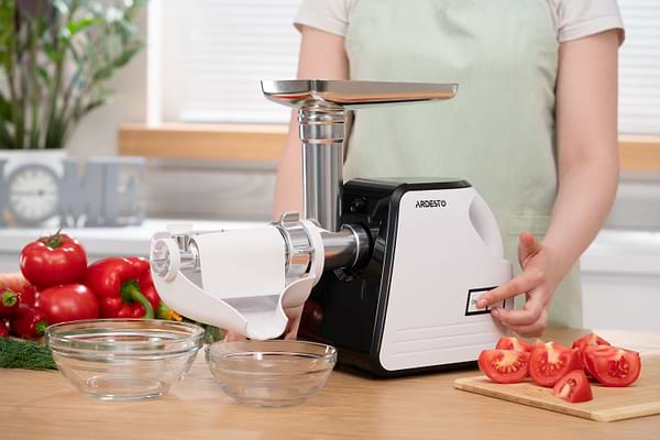 Фото - М'ясорубка Ardesto MGA-2300W
